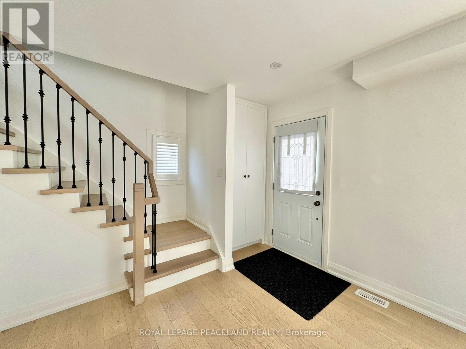 29 Rosita Crescent, Toronto, ON, M1L 1X7 - 2