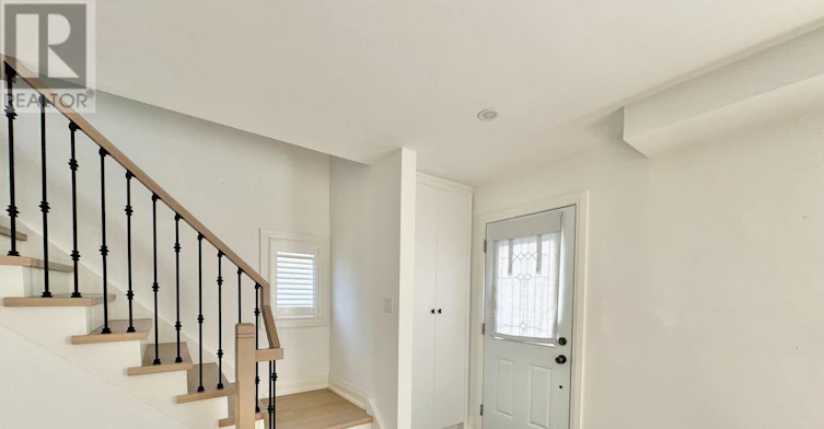 29 Rosita Crescent, Toronto, ON, M1L 1X7 - 2
