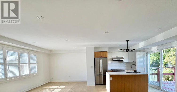 29 Rosita Crescent, Toronto, ON, M1L 1X7 - 4