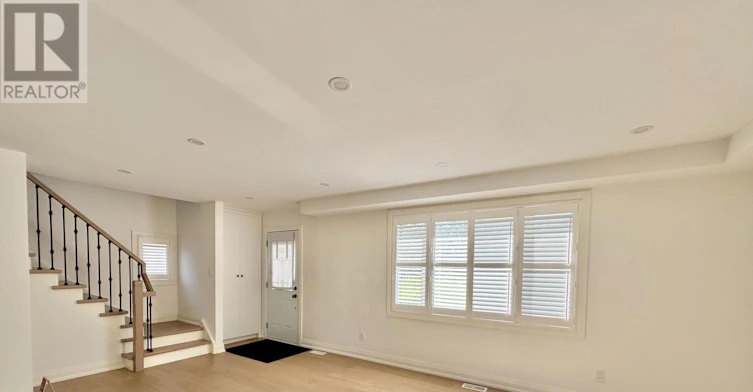 29 Rosita Crescent, Toronto, ON, M1L 1X7 - 3