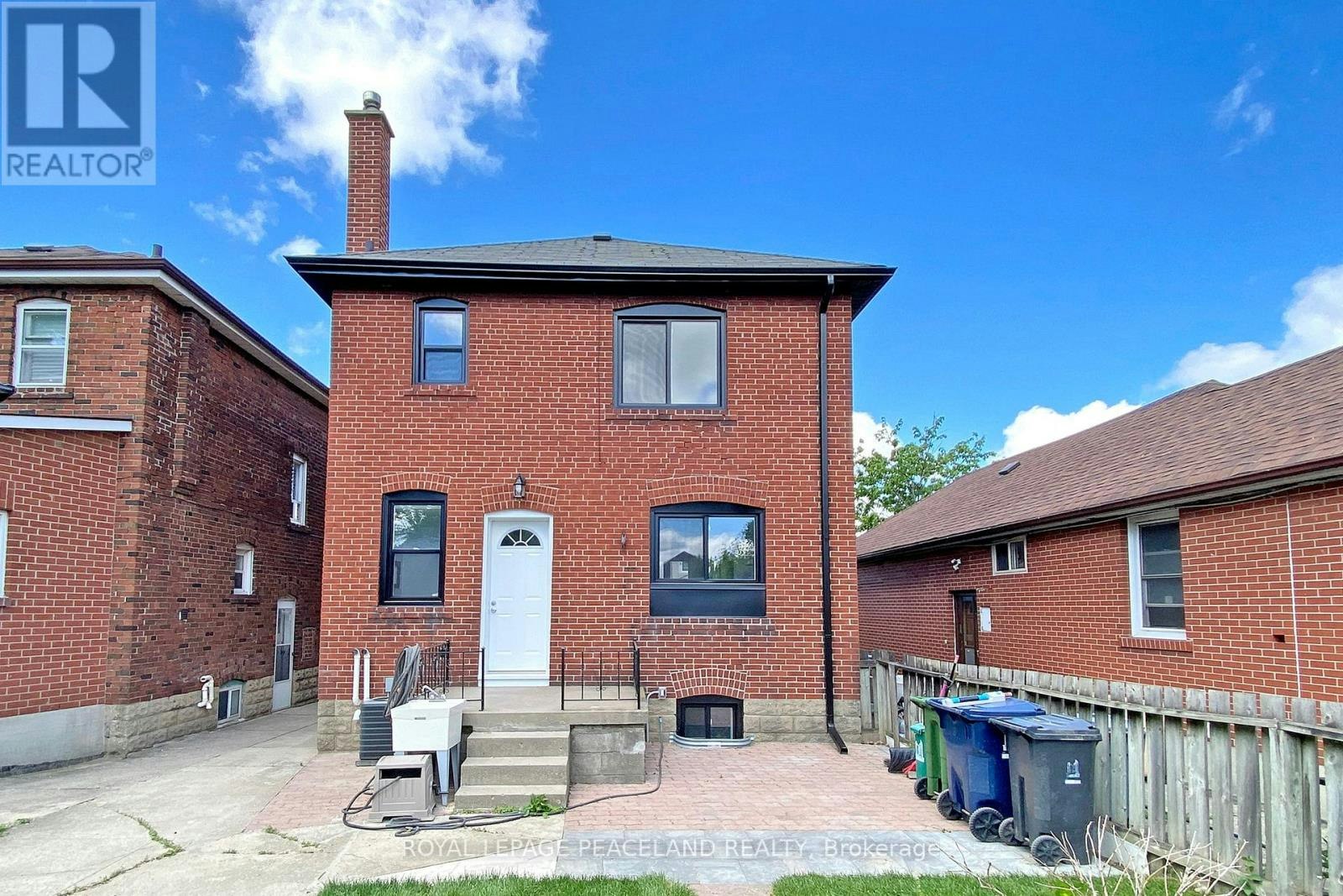 47 Chamberlain Avenue, Toronto, ON, M6E 4J9 - 19