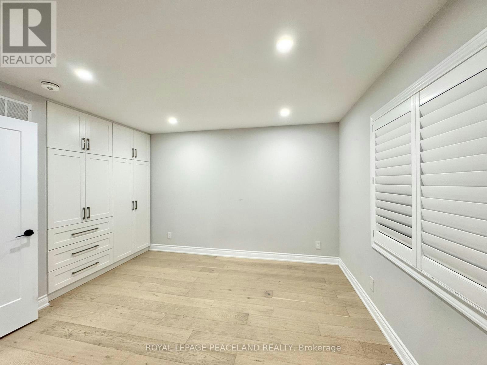 47 Chamberlain Avenue, Toronto, ON, M6E 4J9 - 13