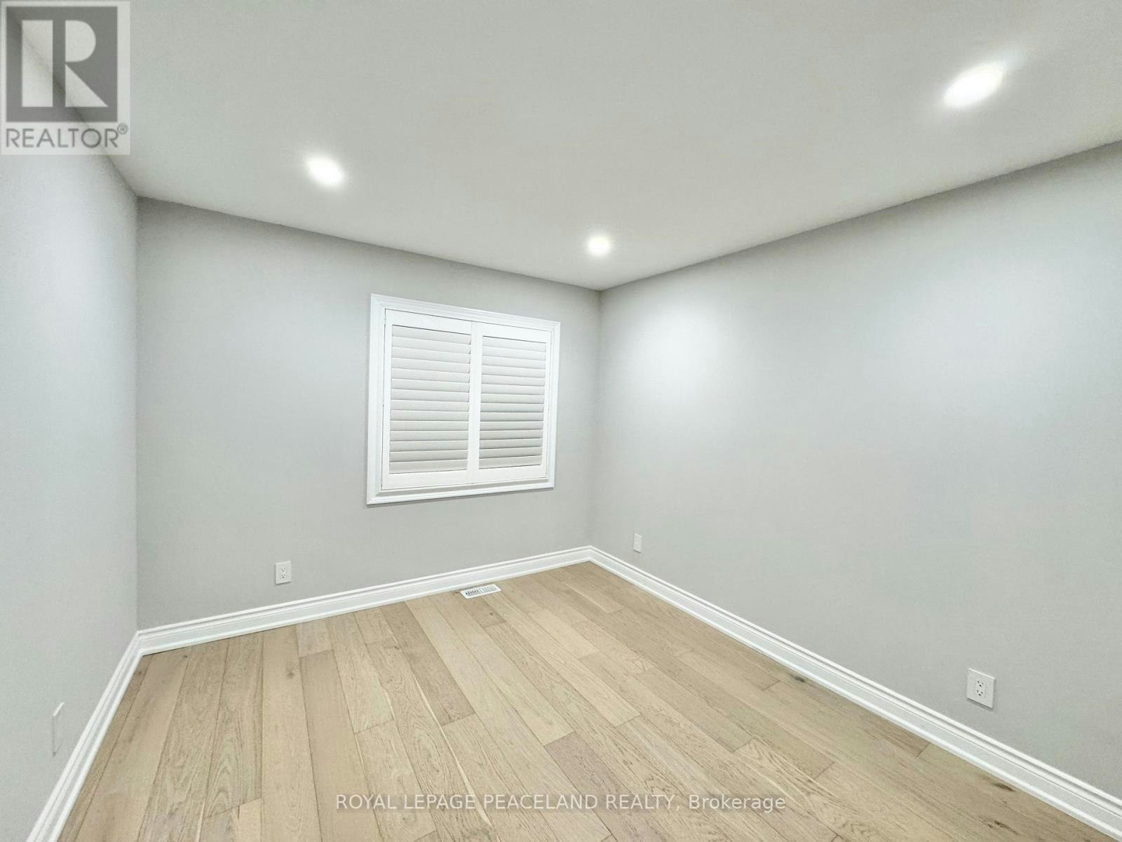 47 Chamberlain Avenue, Toronto, ON, M6E 4J9 - 10