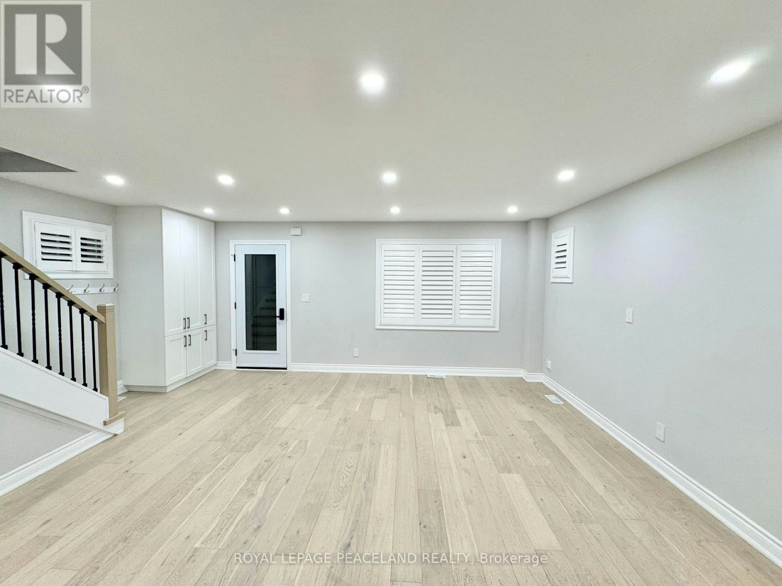 47 Chamberlain Avenue, Toronto, ON, M6E 4J9 - 5