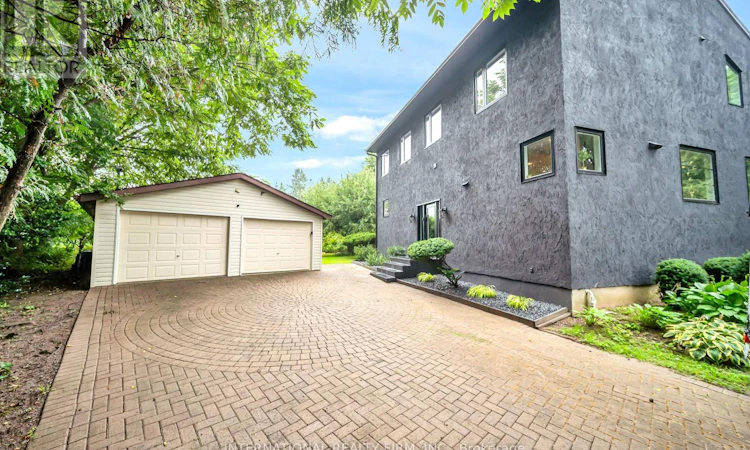 5 Firelane 14b Road
