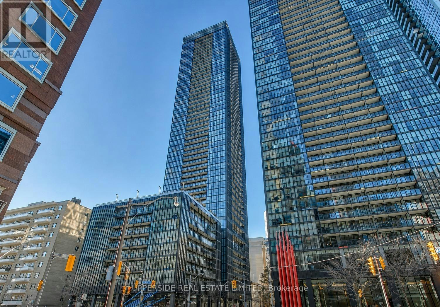 409-101 Charles Street E, Toronto, ON, M4Y 0A9