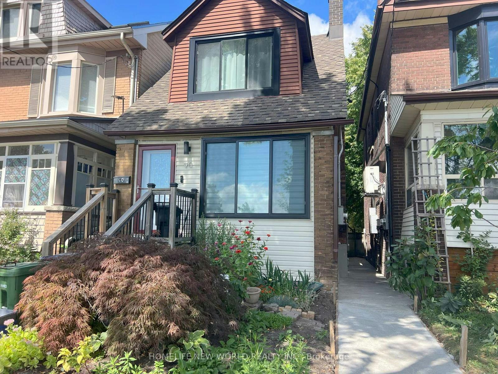 LOWER-90 Oakvale Avenue, Toronto, ON, M4J 1J1