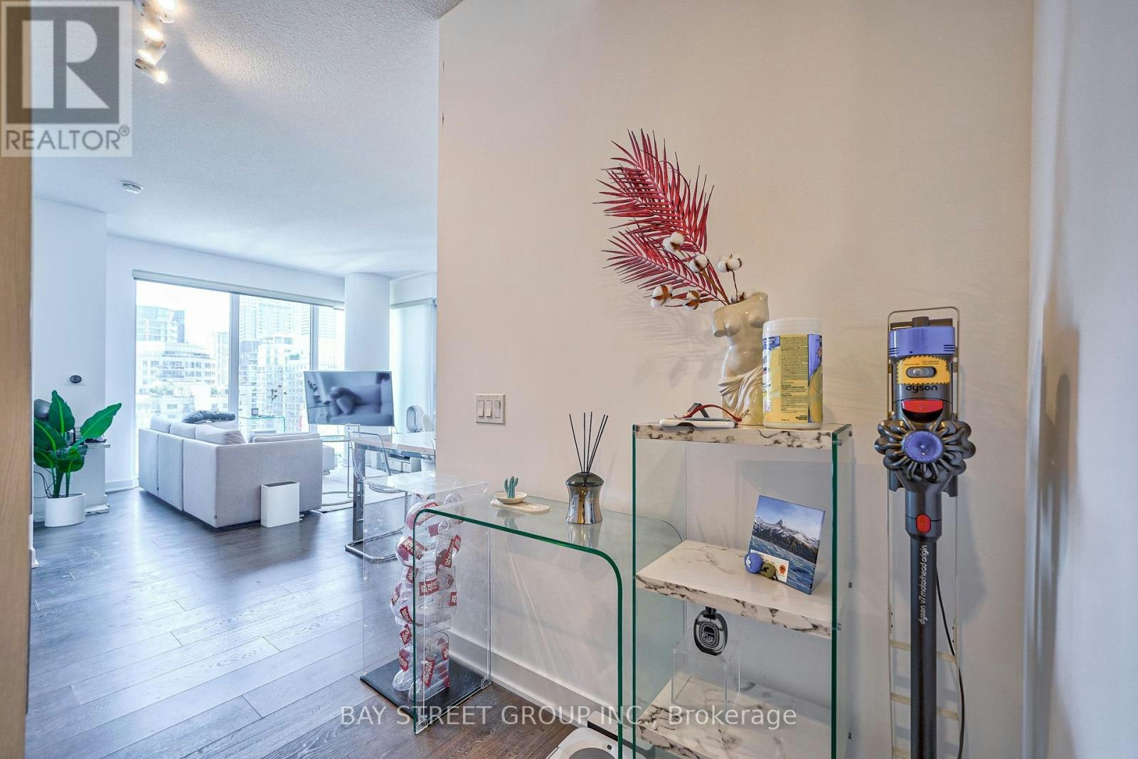 2205-115 Blue Jays Way, Toronto, ON, M5V 0N4 - 6