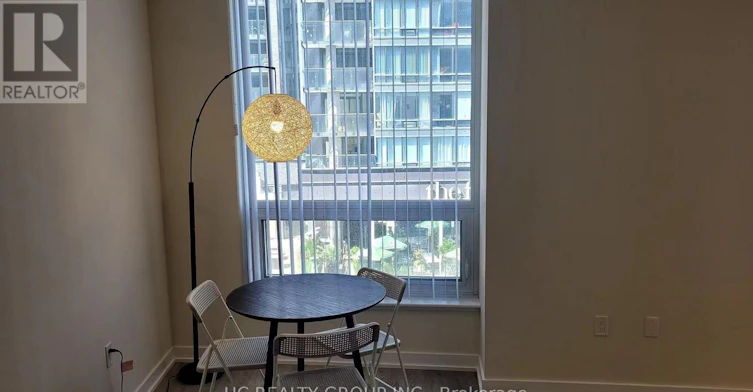 205-99 John Street, Toronto, ON, M5V 0S6 - 7