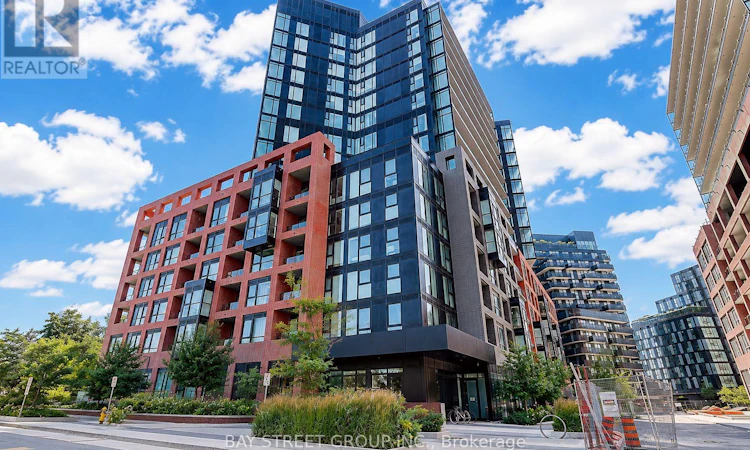 431-8 Tippet Road