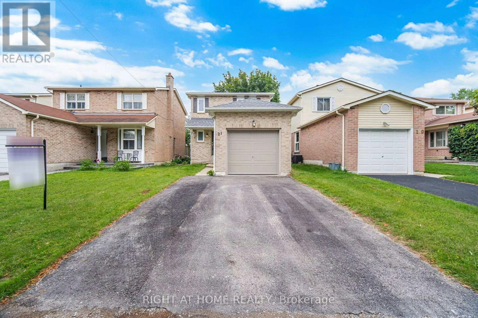 21 Dobson Drive, Ajax, ON, L1S 5C2