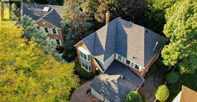 8 Roverdale Court, Markham, ON, L3R 7K7 - 2