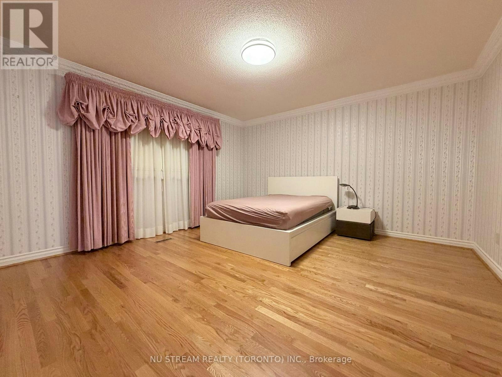 8 Roverdale Court, Markham, ON, L3R 7K7 - 12