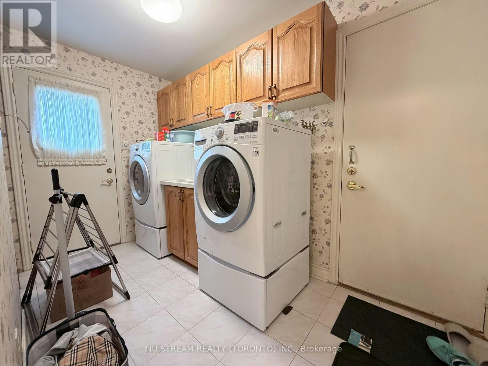 8 Roverdale Court, Markham, ON, L3R 7K7 - 17