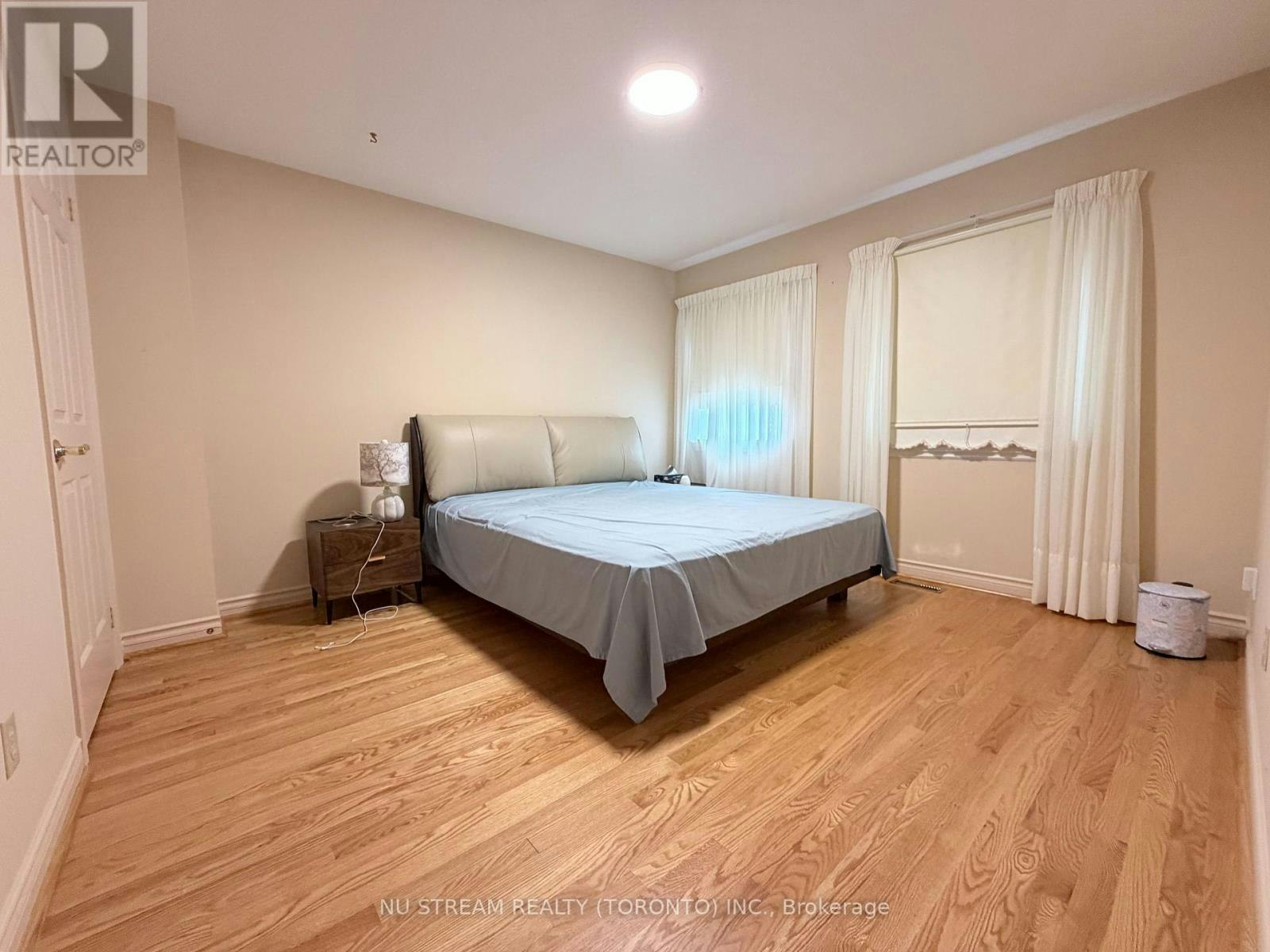 8 Roverdale Court, Markham, ON, L3R 7K7 - 13