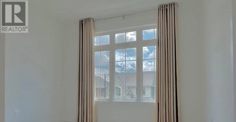12 Sikura Circle, Aurora, ON, L4G 3Y8 - 19