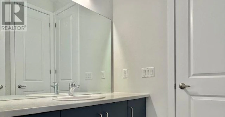 12 Sikura Circle, Aurora, ON, L4G 3Y8 - 23