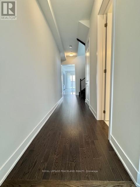 12 Sikura Circle, Aurora, ON, L4G 3Y8 - 3