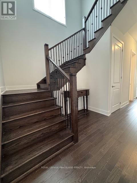 12 Sikura Circle, Aurora, ON, L4G 3Y8 - 11