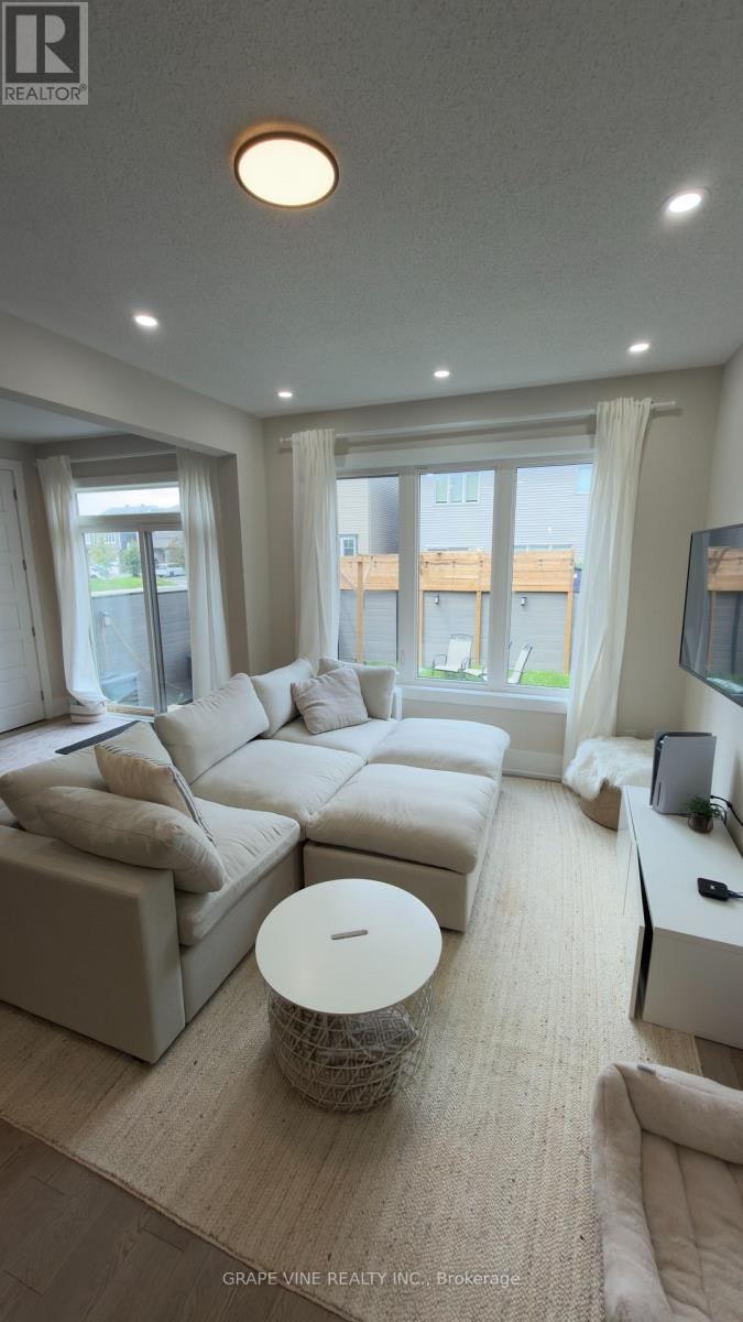 2305 Watercolours Way, Ottawa, ON, K2J 6N2 - 9