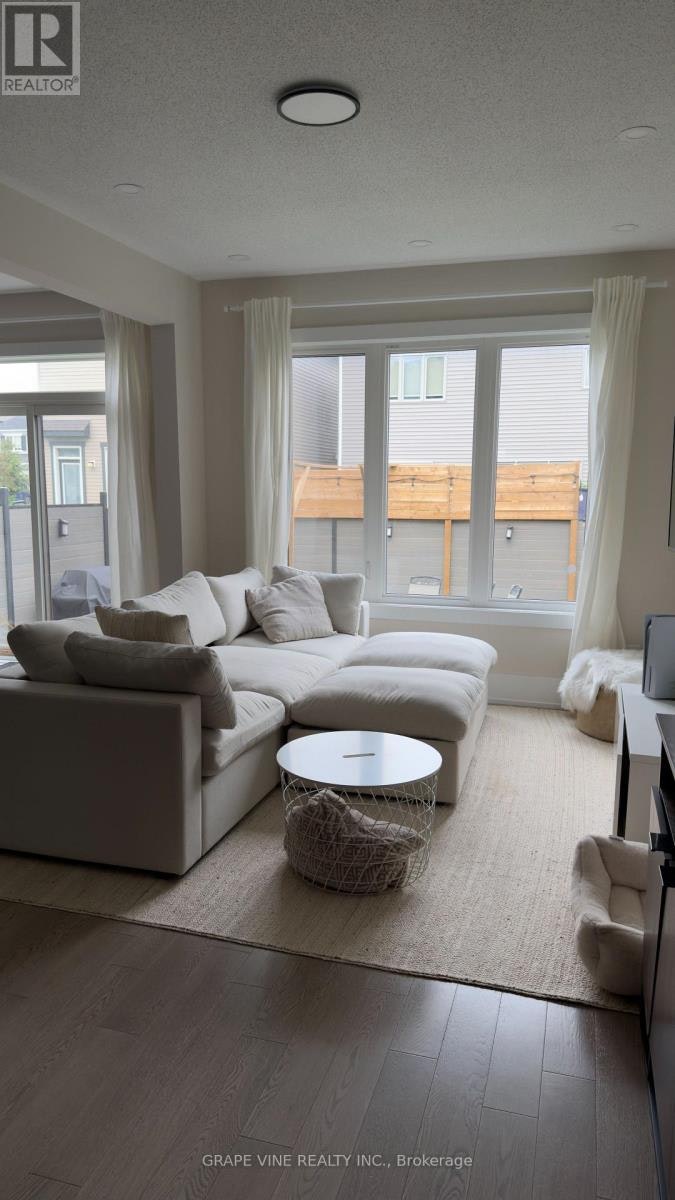 2305 Watercolours Way, Ottawa, ON, K2J 6N2 - 10
