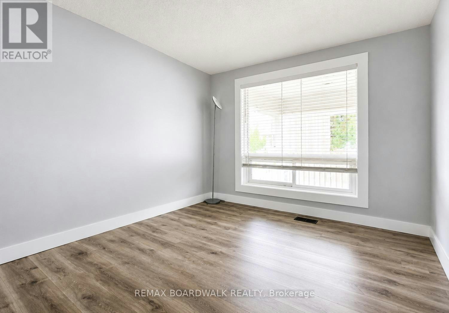 1-332 Shakespeare Street, Ottawa, ON, K1L 5M2 - 12
