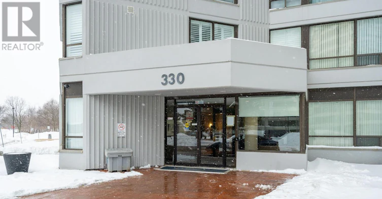 1605-330 Alton Towers Circle, Toronto, ON, M1V 5H3 - 2