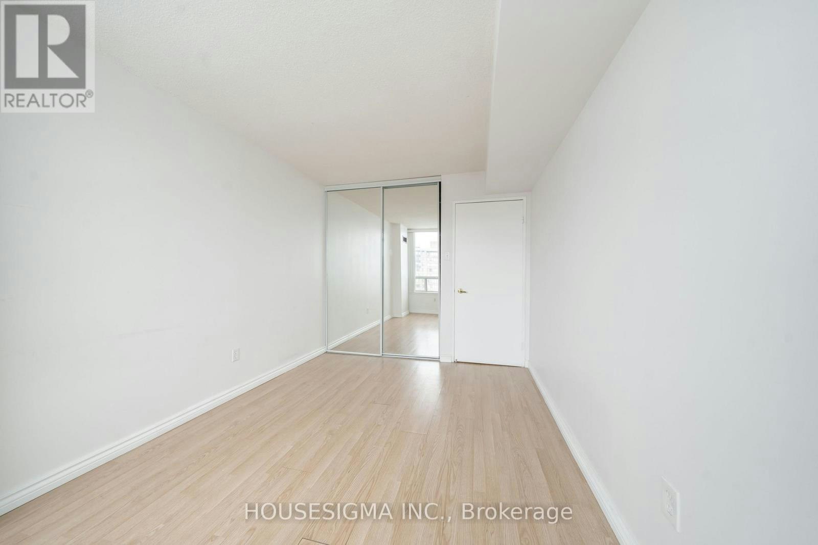 1605-330 Alton Towers Circle, Toronto, ON, M1V 5H3 - 22