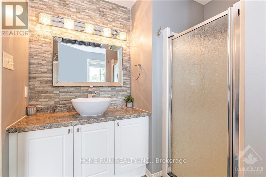 2 Borealis Crescent, Ottawa, ON, K1K 4T4 - 22