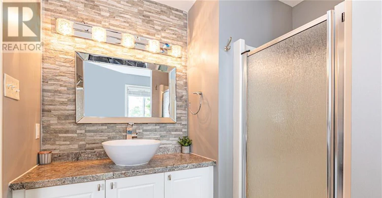 2 Borealis Crescent, Ottawa, ON, K1K 4T4 - 22