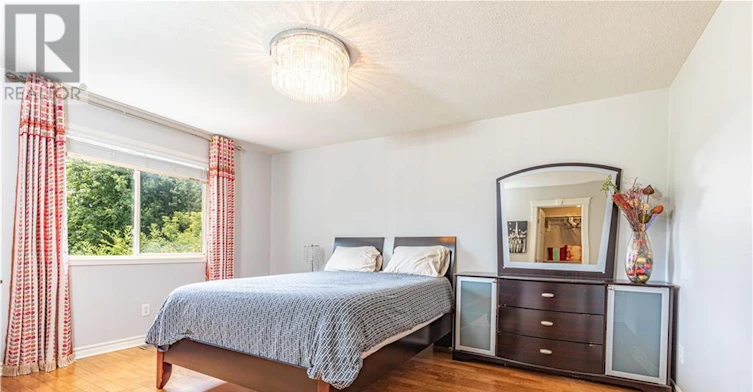 2 Borealis Crescent, Ottawa, ON, K1K 4T4 - 20