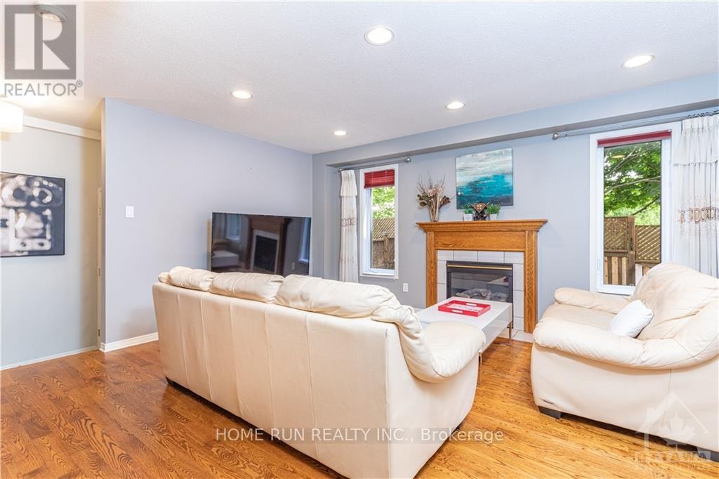 2 Borealis Crescent, Ottawa, ON, K1K 4T4 - 5