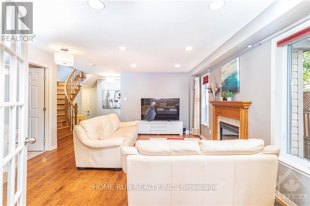 2 Borealis Crescent, Ottawa, ON, K1K 4T4 - 6