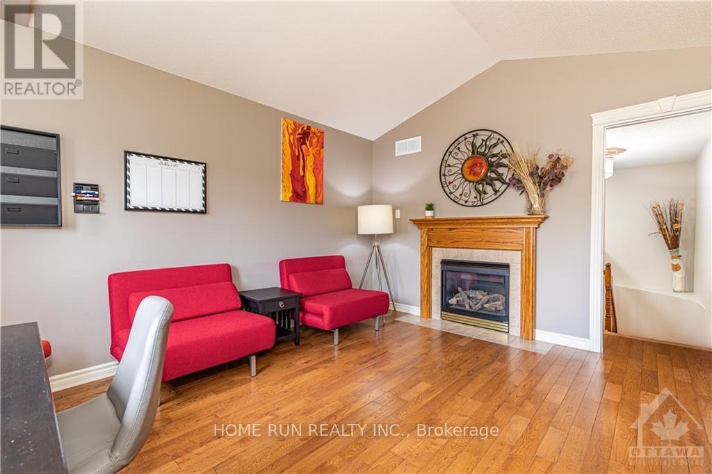2 Borealis Crescent, Ottawa, ON, K1K 4T4 - 16