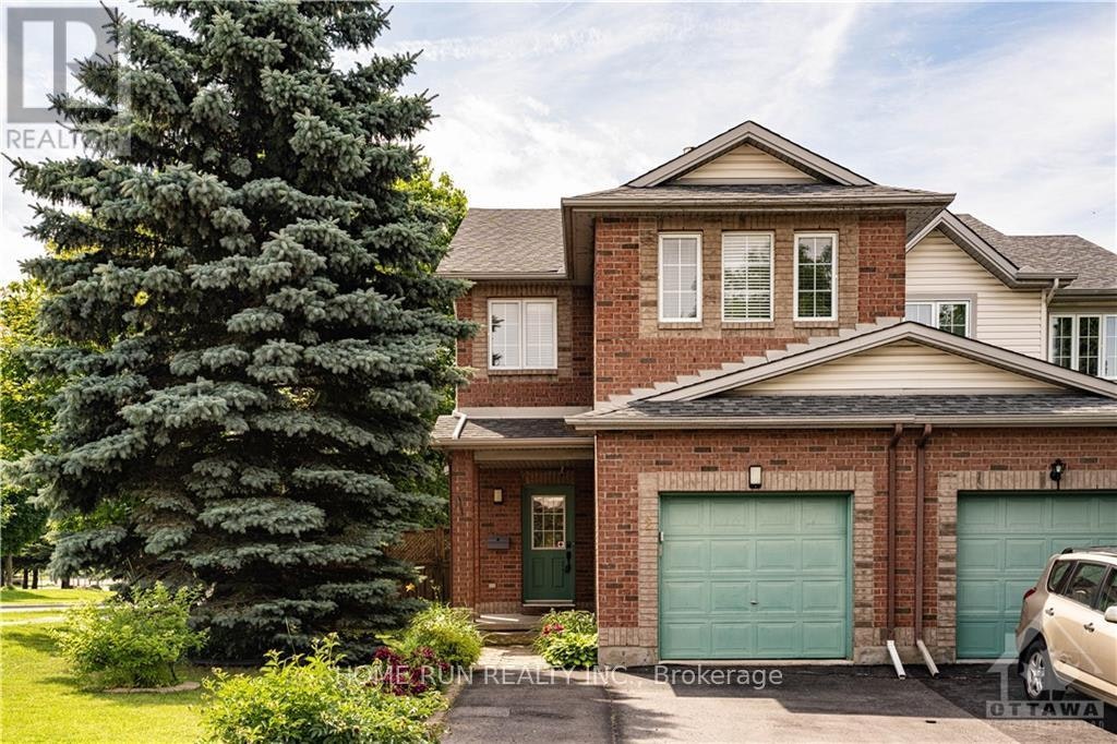 2 Borealis Crescent, Ottawa, ON, K1K 4T4