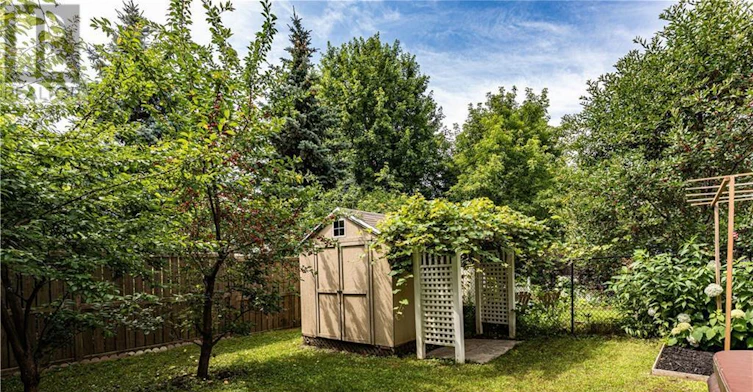 2 Borealis Crescent, Ottawa, ON, K1K 4T4 - 30