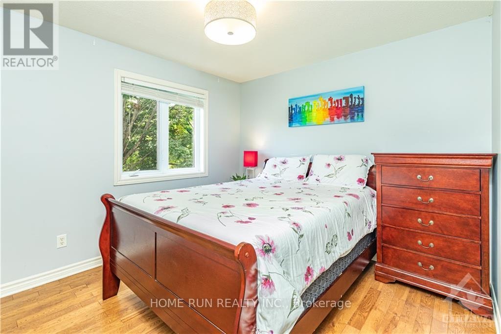 2 Borealis Crescent, Ottawa, ON, K1K 4T4 - 18