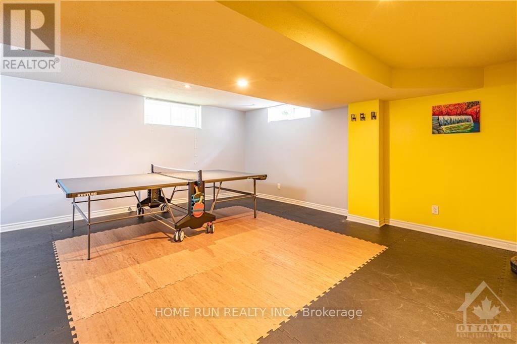 2 Borealis Crescent, Ottawa, ON, K1K 4T4 - 25