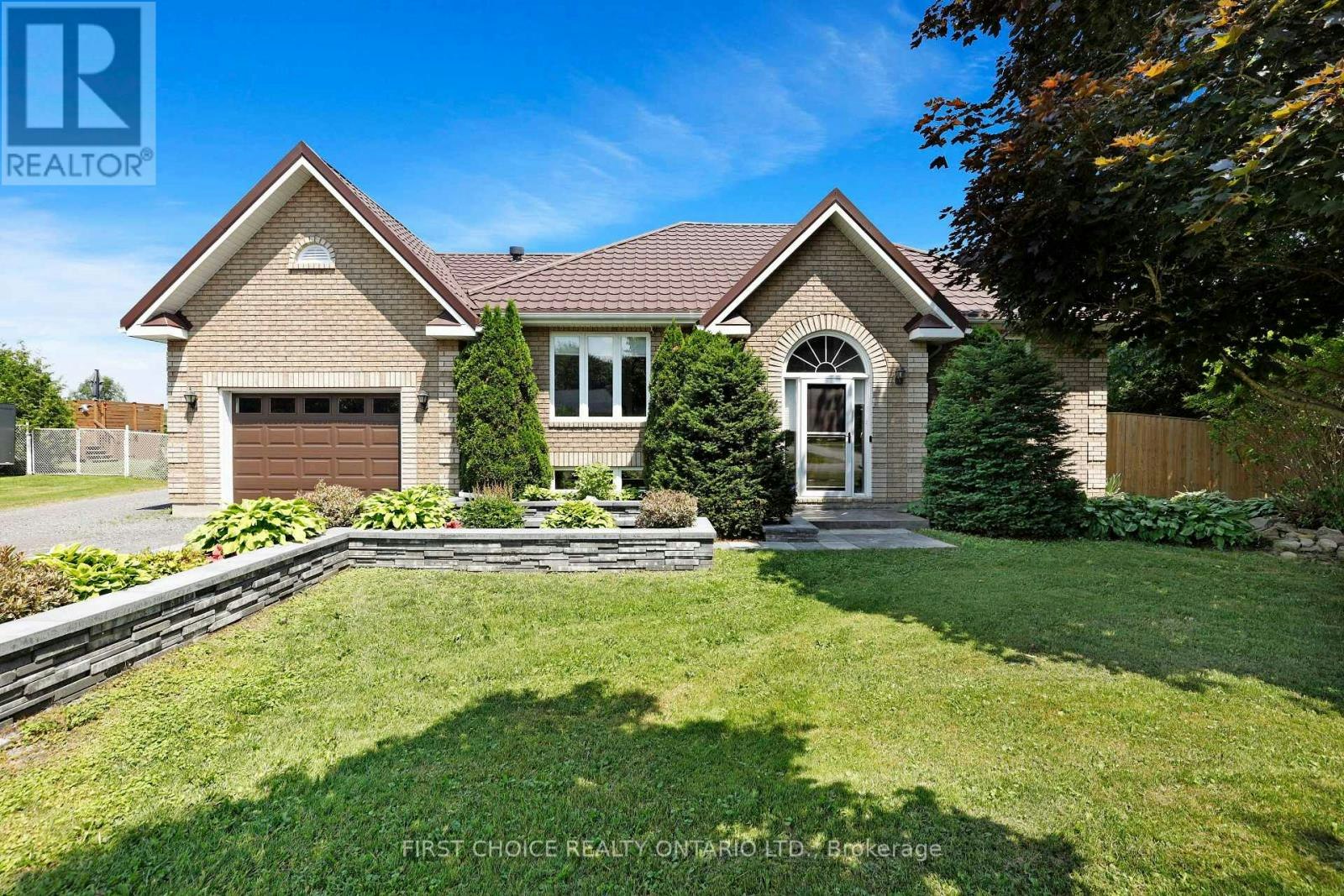 5857 Trudeau Avenue, Ottawa, ON, K0A 3H0