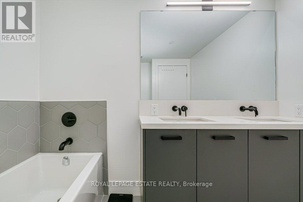 211-1888 Queen Street E, Toronto, ON, M4L 1H3 - 6