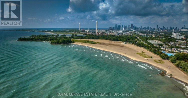 211-1888 Queen Street E, Toronto, ON, M4L 1H3 - 36