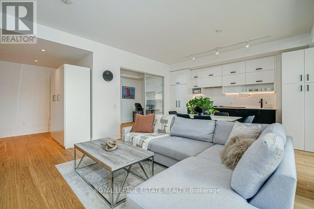 211-1888 Queen Street E, Toronto, ON, M4L 1H3 - 17