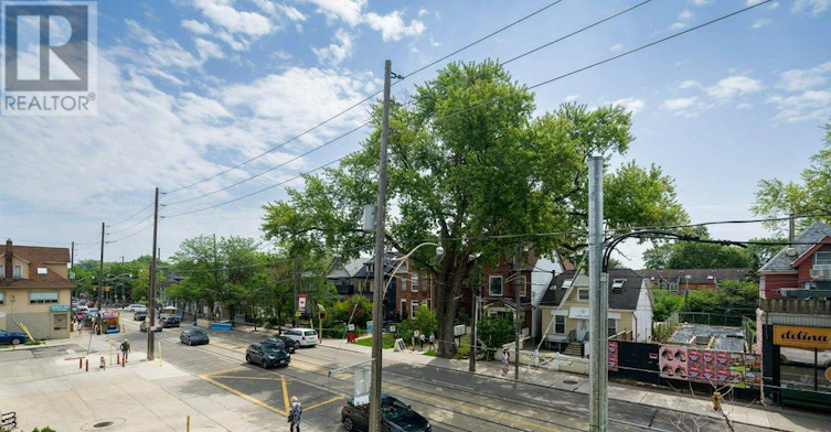 211-1888 Queen Street E, Toronto, ON, M4L 1H3 - 32