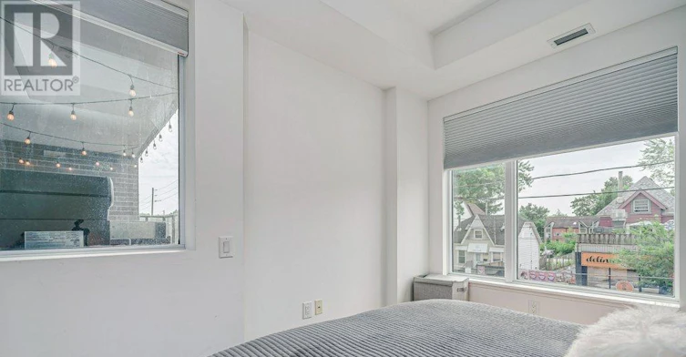 211-1888 Queen Street E, Toronto, ON, M4L 1H3 - 8