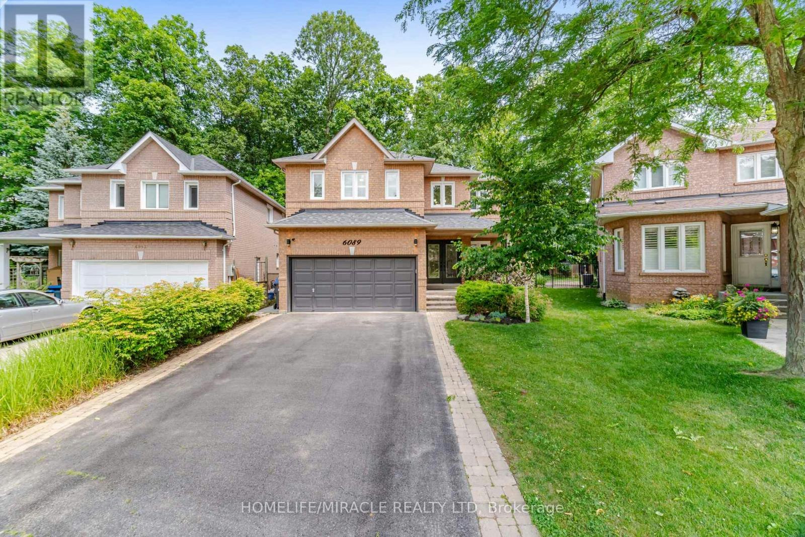 6089 Carradine Court, Mississauga, ON, L5V 2C2