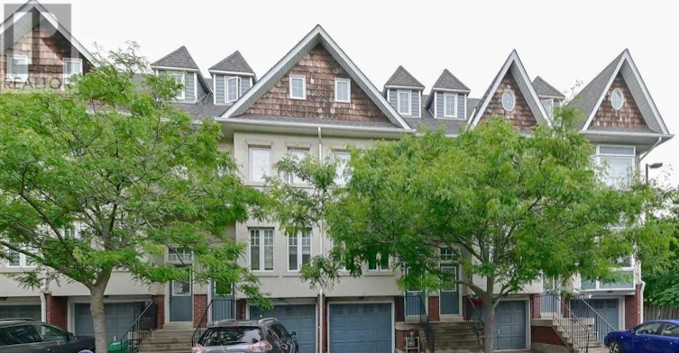 39-800 Dundas Street W, Mississauga, ON, L5C 4S9