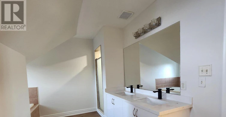 39-800 Dundas Street W, Mississauga, ON, L5C 4S9 - 12