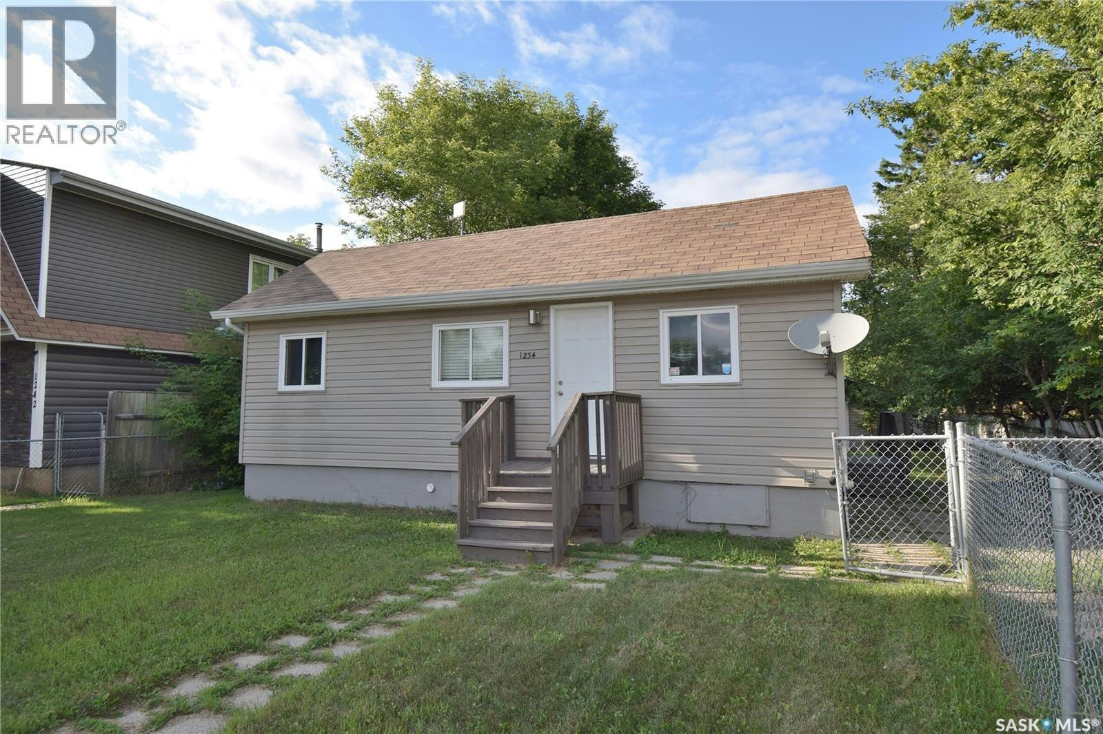 1234 15th Street W, Prince Albert, SK, S6V 3S6