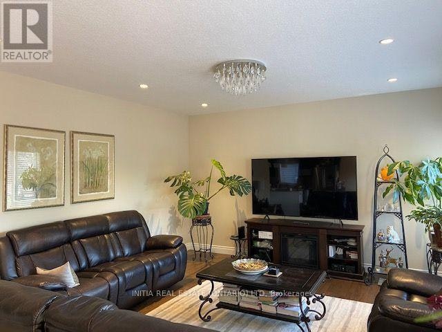 1531 Horseshoe Crescent, London, ON, N5X 0L3 - 8