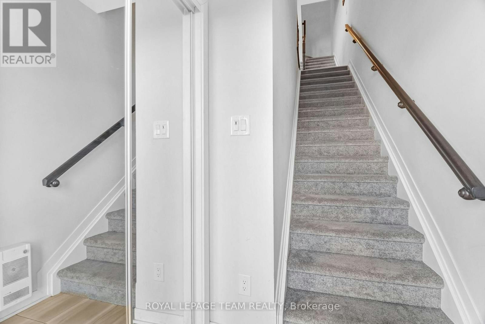620 Parnian Private, Ottawa, ON, K2J 7K6 - 4